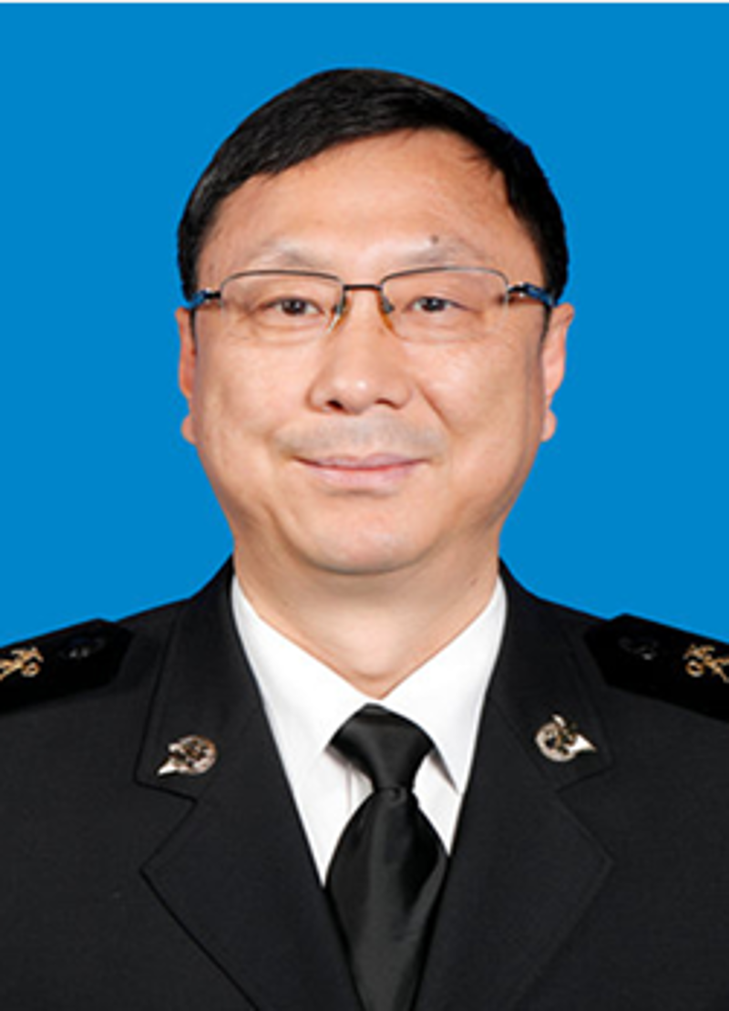 夏新生