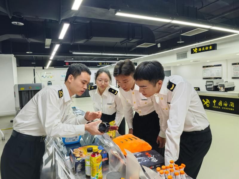 中华人民共和国深圳海关